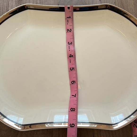 Mikasa Bone China Serving Platter Oval 13” Solitude A5-166 in EUC - Picture 3 of 4